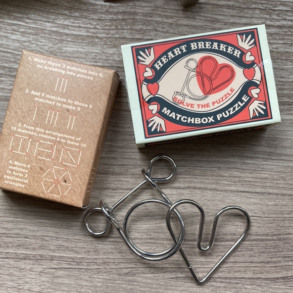The museum Company twisted nail Heart Breaker brain teaser puzzles - Picture 14 of 16